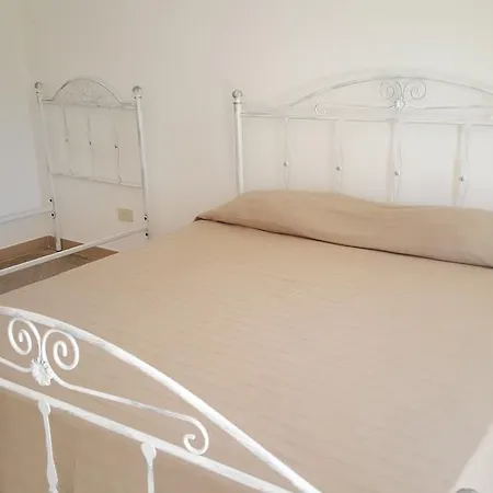 Trullo Di Pozzo Serralto بوتينيانو